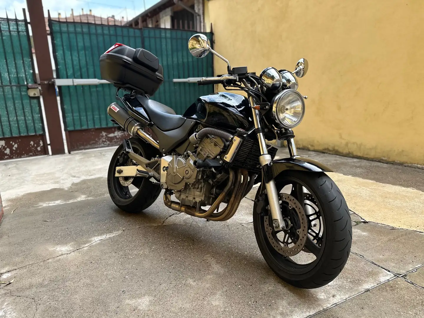 Honda Hornet - 1