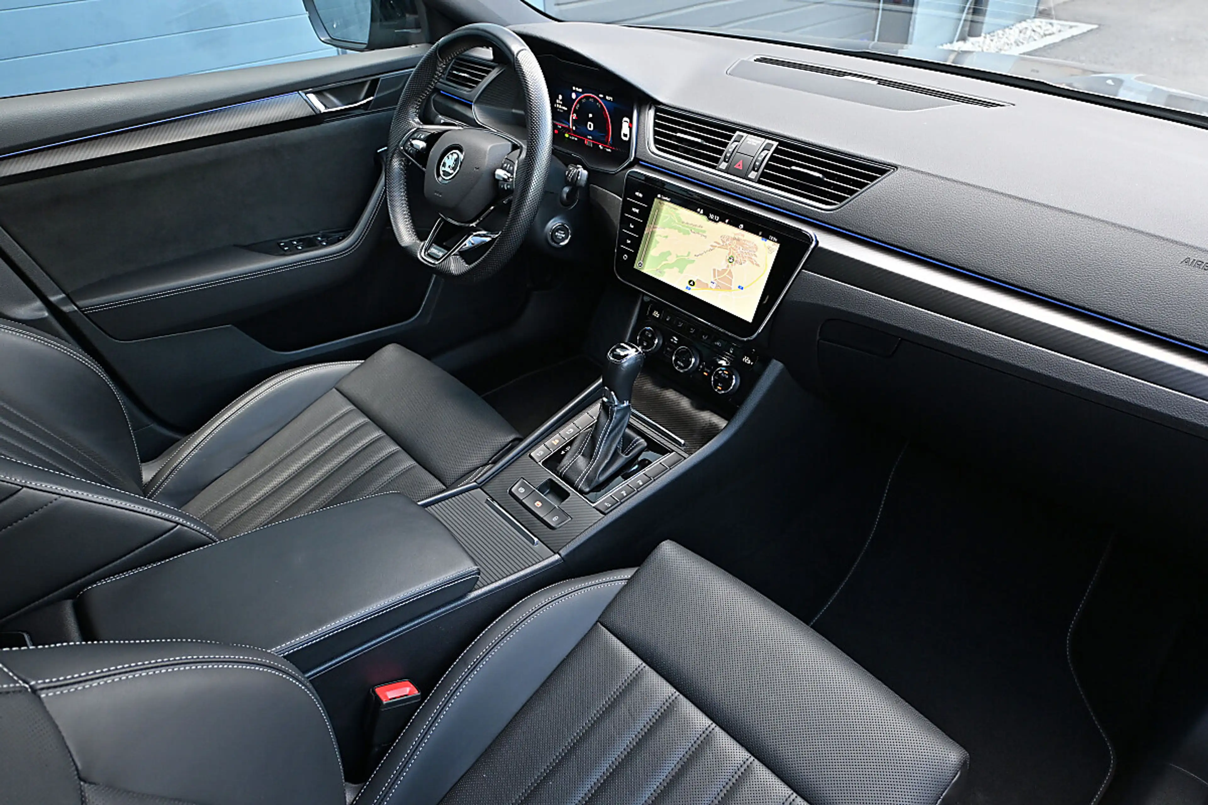 Skoda Superb Kombi 2,0 TDI 4x4 Sportline DSG NP € 71k ACC, M... — photo 4