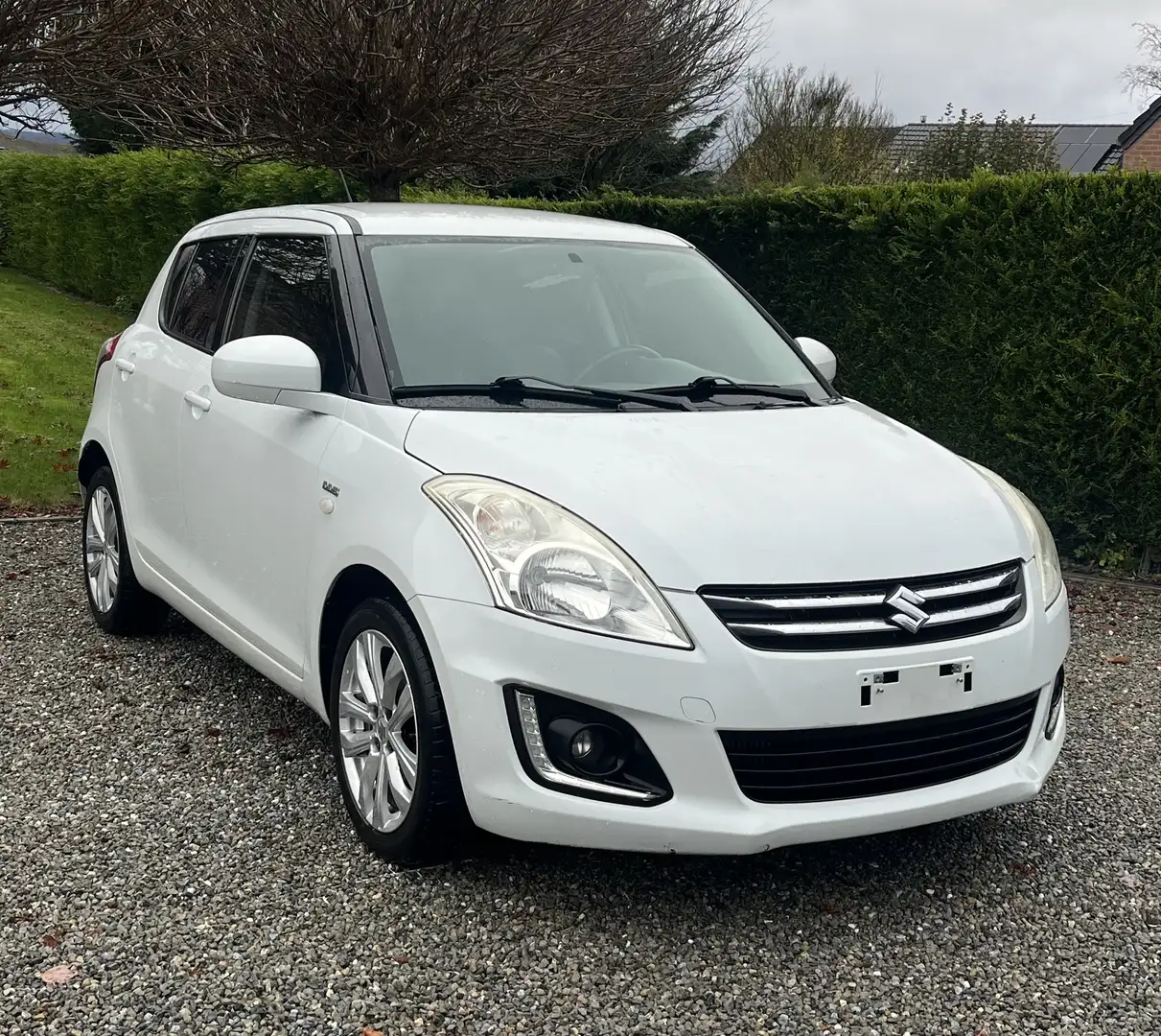 Suzuki Swift Swift 1.3 DDiS GL LED Prête a immatriculer ! Blanc - 1