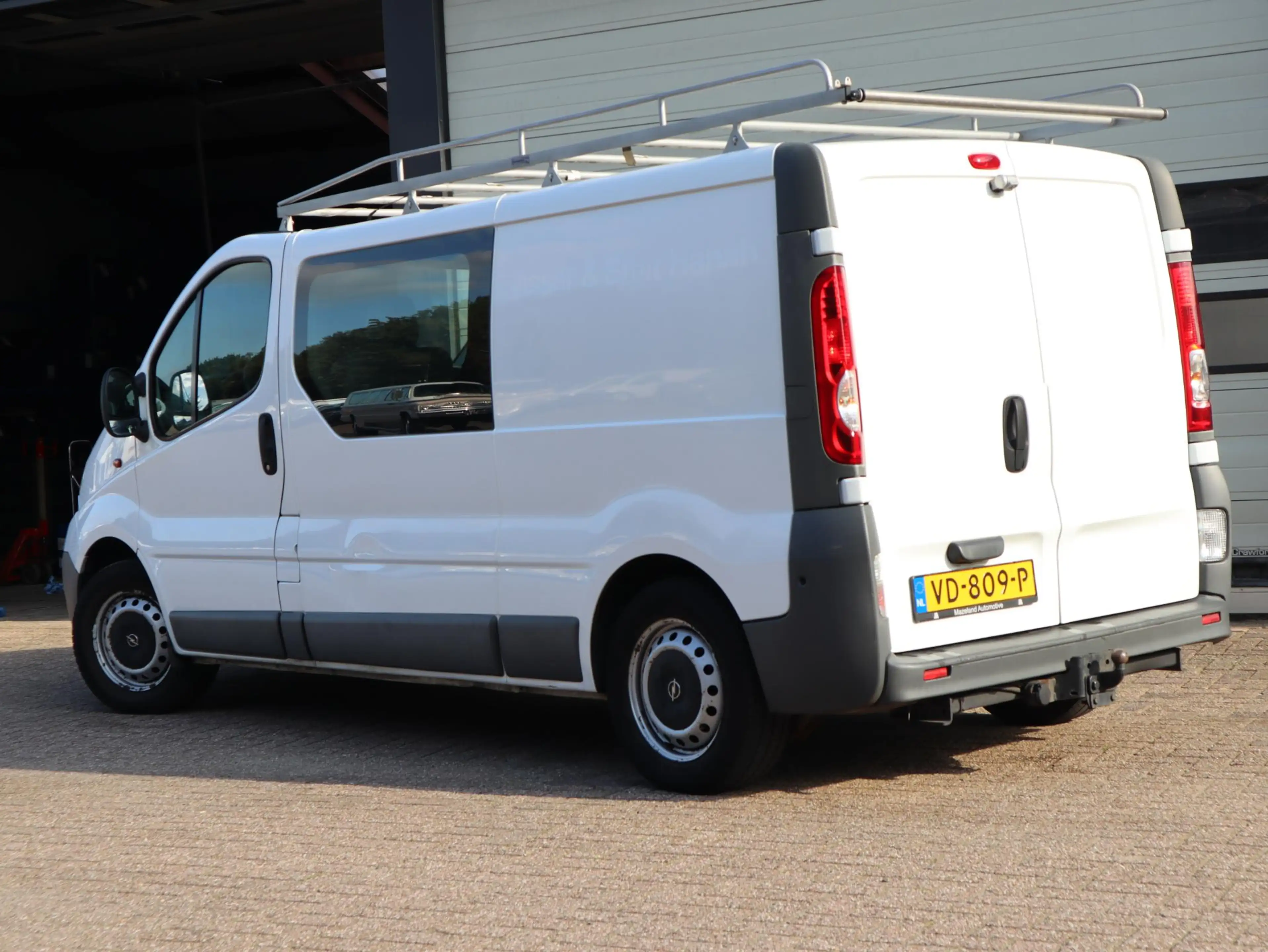 Opel Vivaro 2.0 CDTI 114pk L2 DC 5 Pers. - Airco - Trekhaak — photo 4