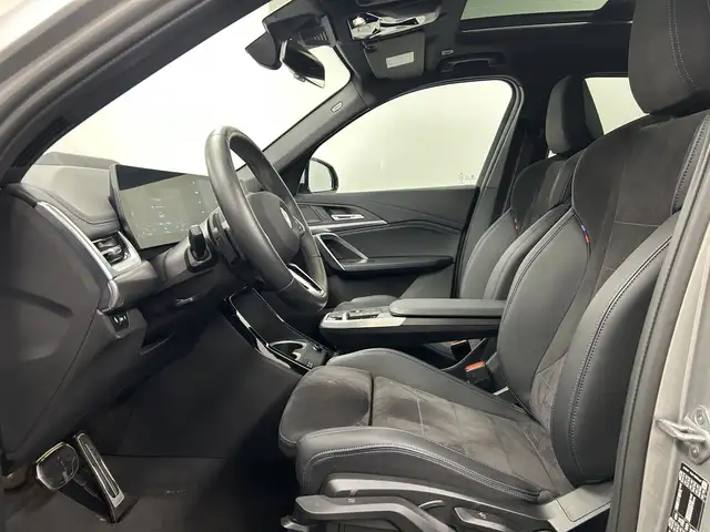 BMW X1 view 4