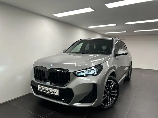 BMW X1 view 7
