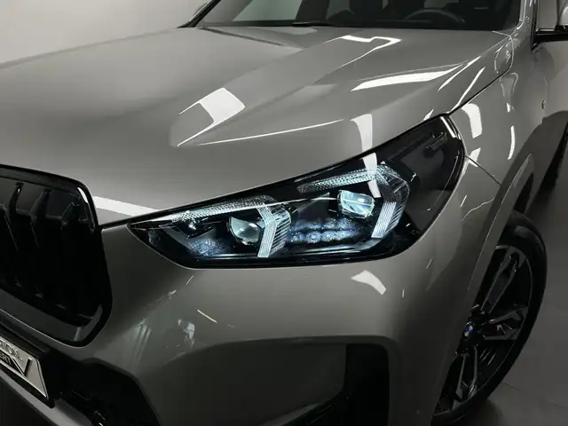 BMW X1 view 8
