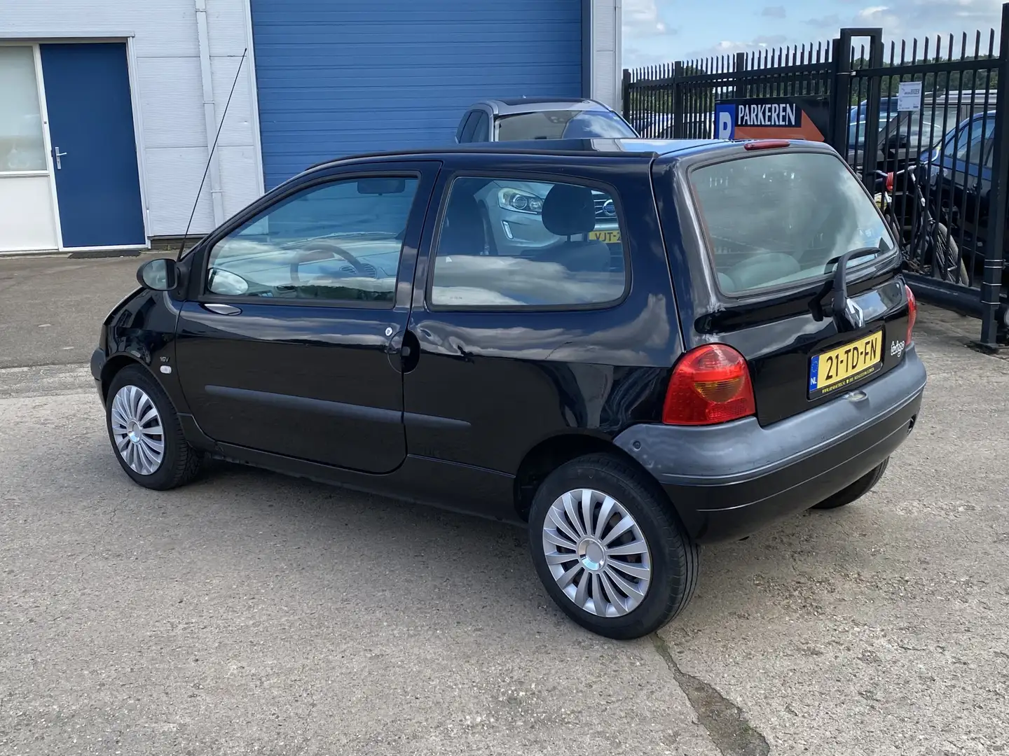 Renault Twingo 1.2-16V Lazuli, 95.401 KM NAP, APK TOT 09-07-26, S Zwart - 2