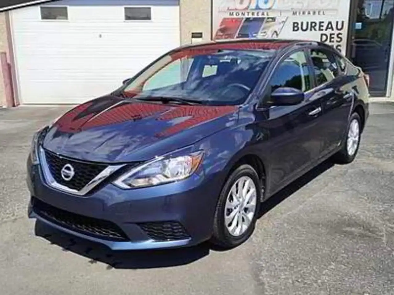 Nissan Sentra снимка Nissan Sentra