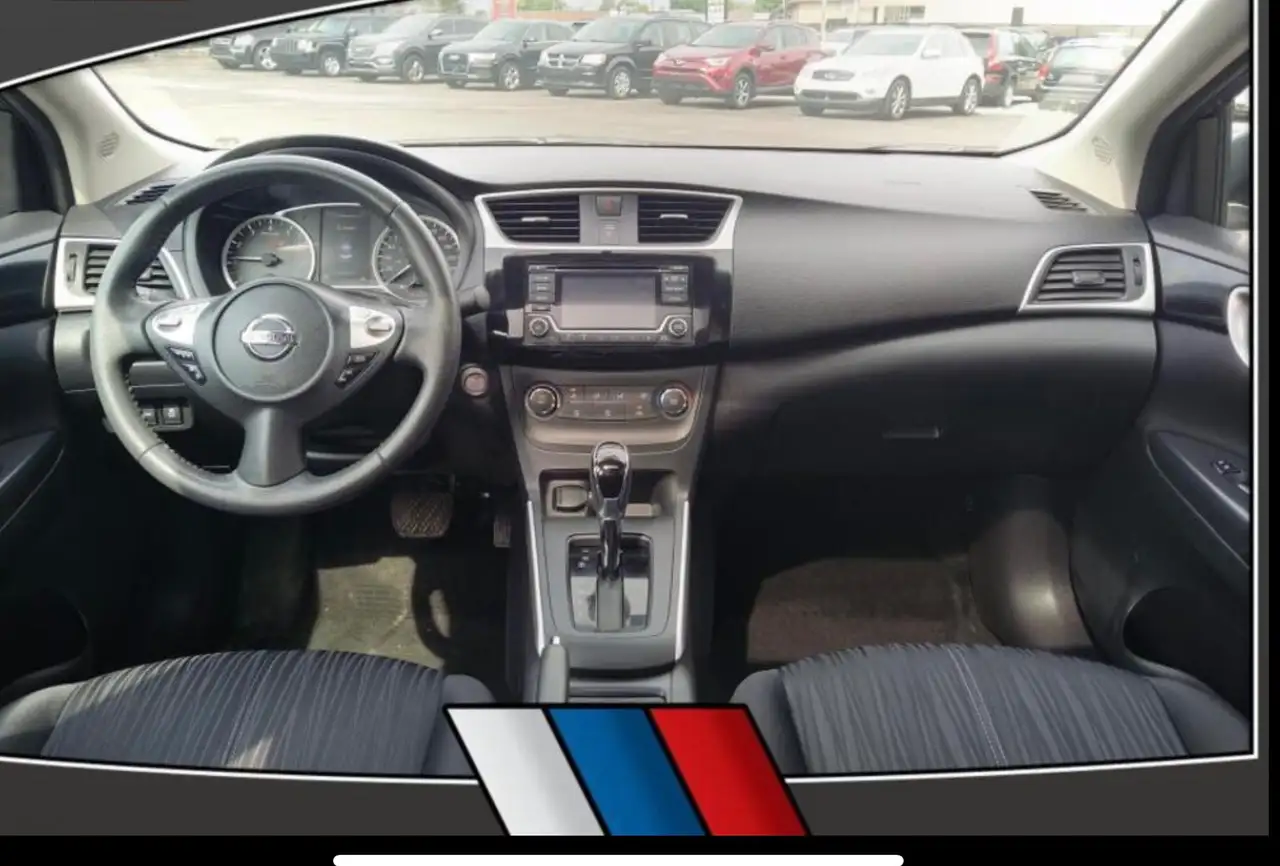 Nissan Sentra снимка Nissan Sentra