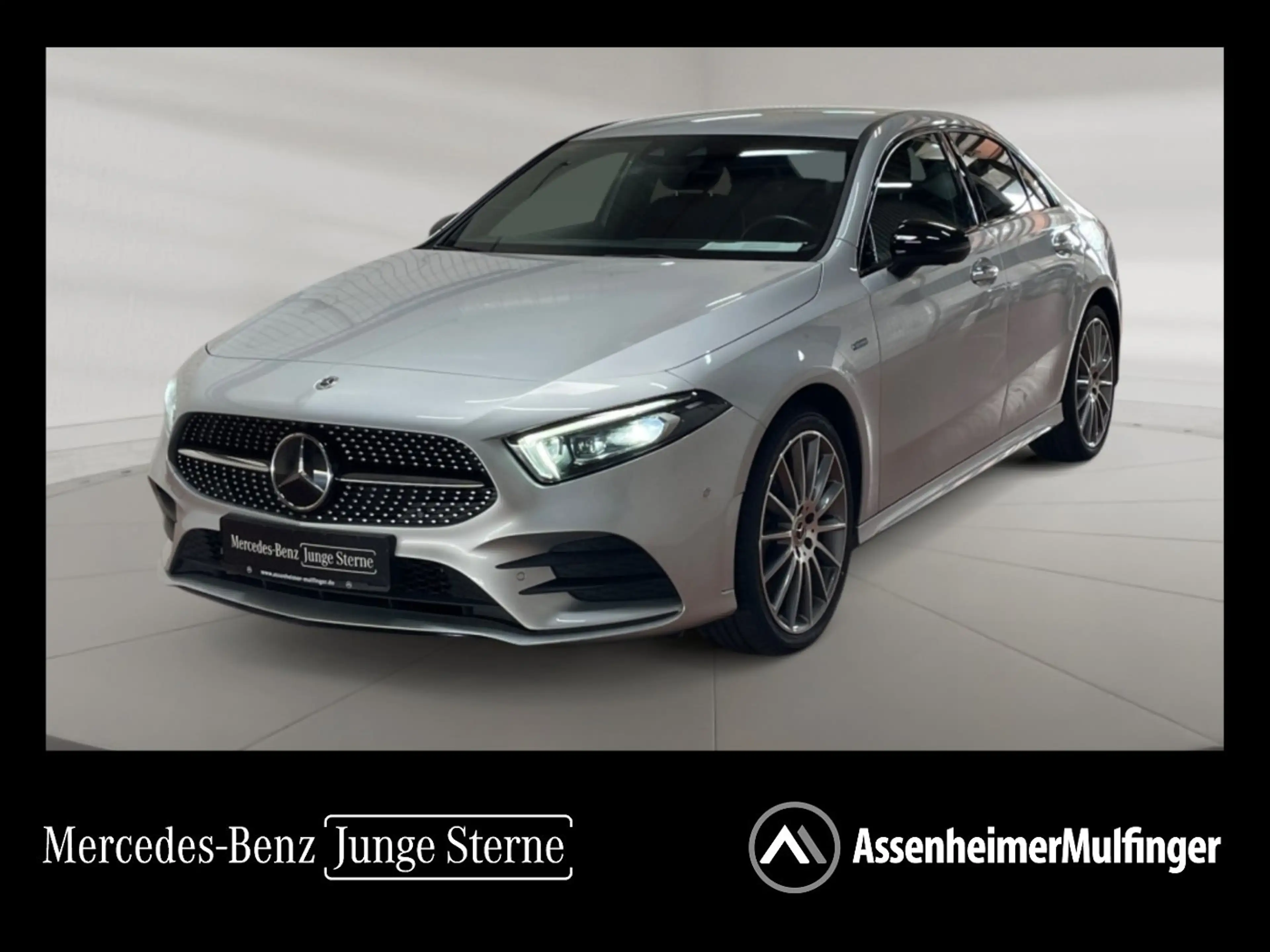 Mercedes-Benz A 250 e Limousine AMG AMG+MBUX+MBeam+Night+AHK