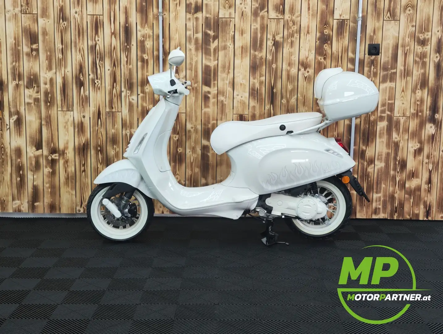 Vespa Sprint 50 **Justin Bieber** inkl. Zubehör Blanco - 2