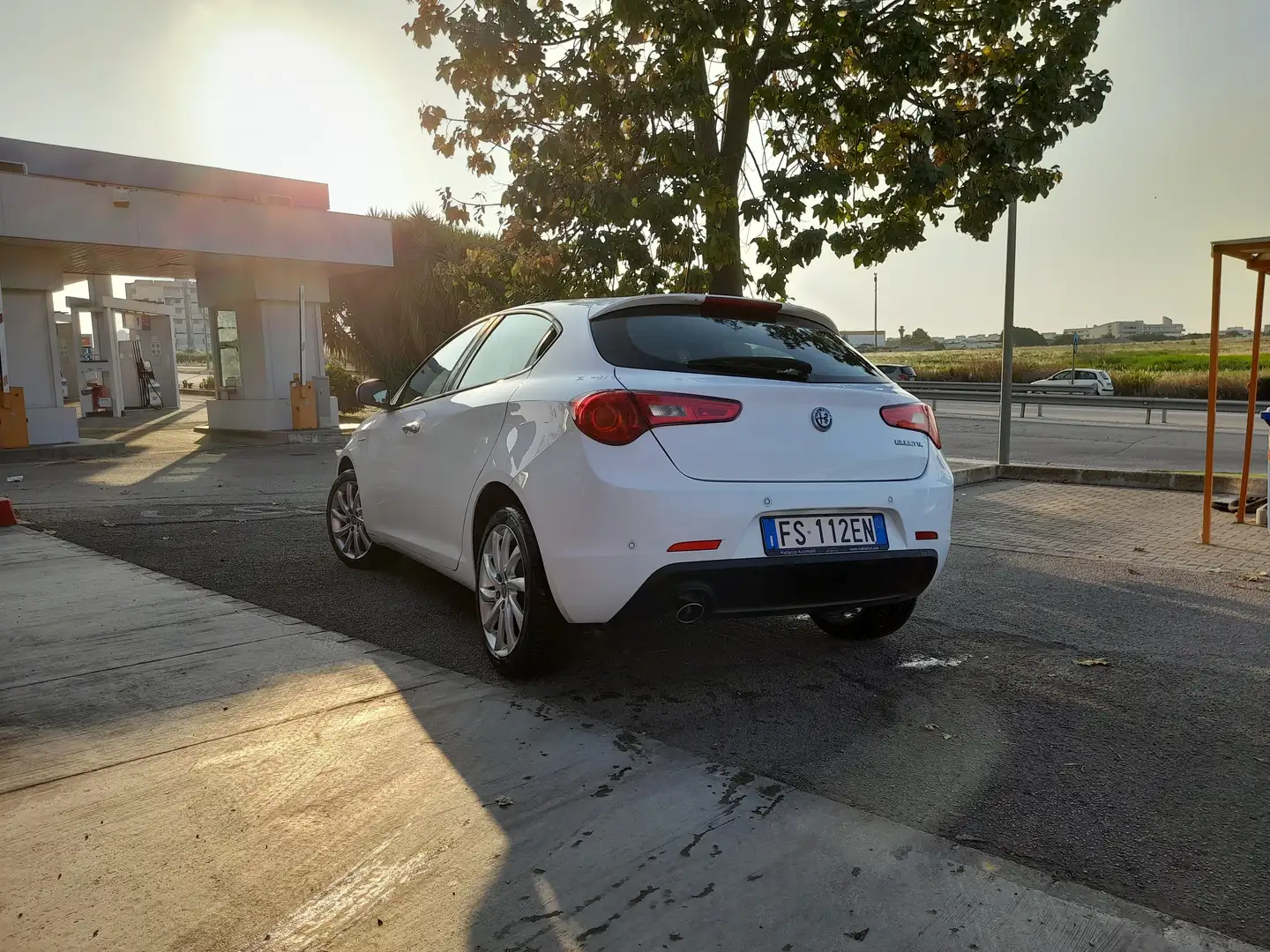 Alfa Romeo Giulietta Giulietta 1.6 jtdm Super 120cv Bianco - 2