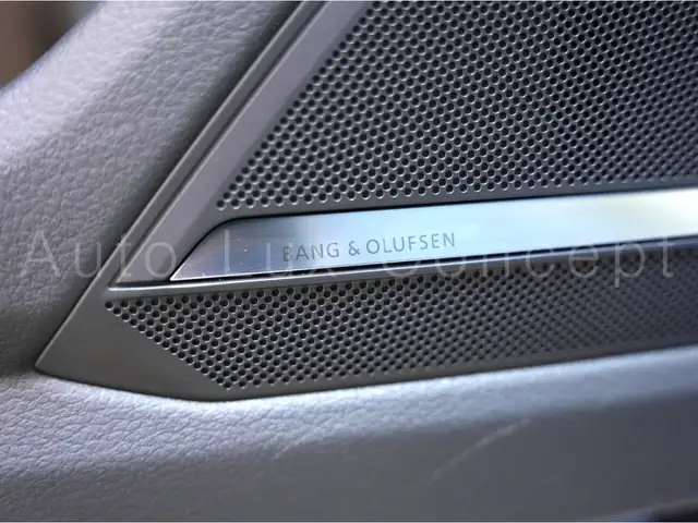 Audi RS6 view 14