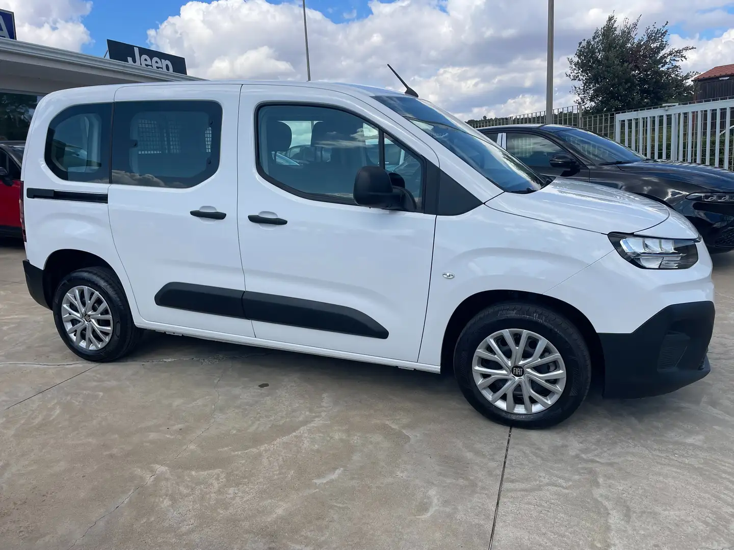 Fiat Doblo Doblò 1.5 BlueHdi 130CV Combi N1 5 POSTI  Km 0 Bianco - 2