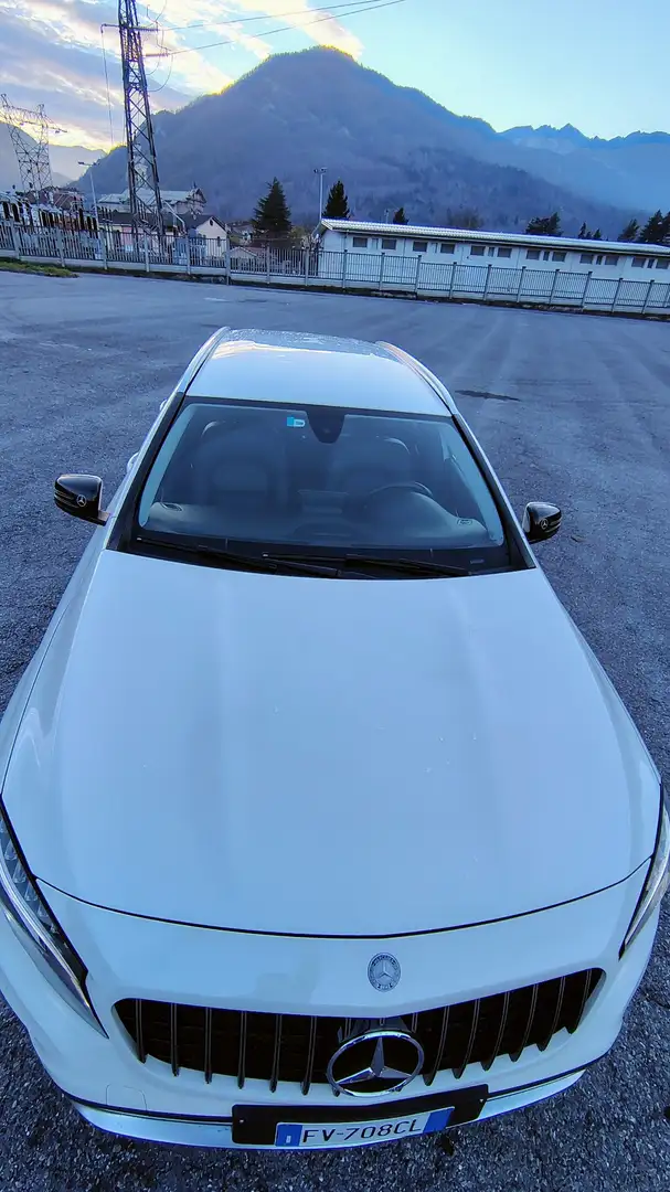 Mercedes-Benz GLA 200 Automatic Sport Bianco - 2