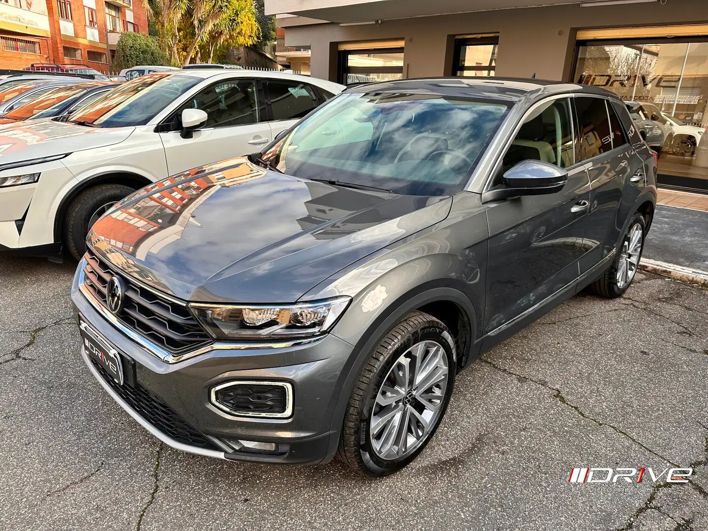 Volkswagen T-Roc T-Roc 1.5 TSI ACT DSG Advanced BlueMotion Technol Grau - 2