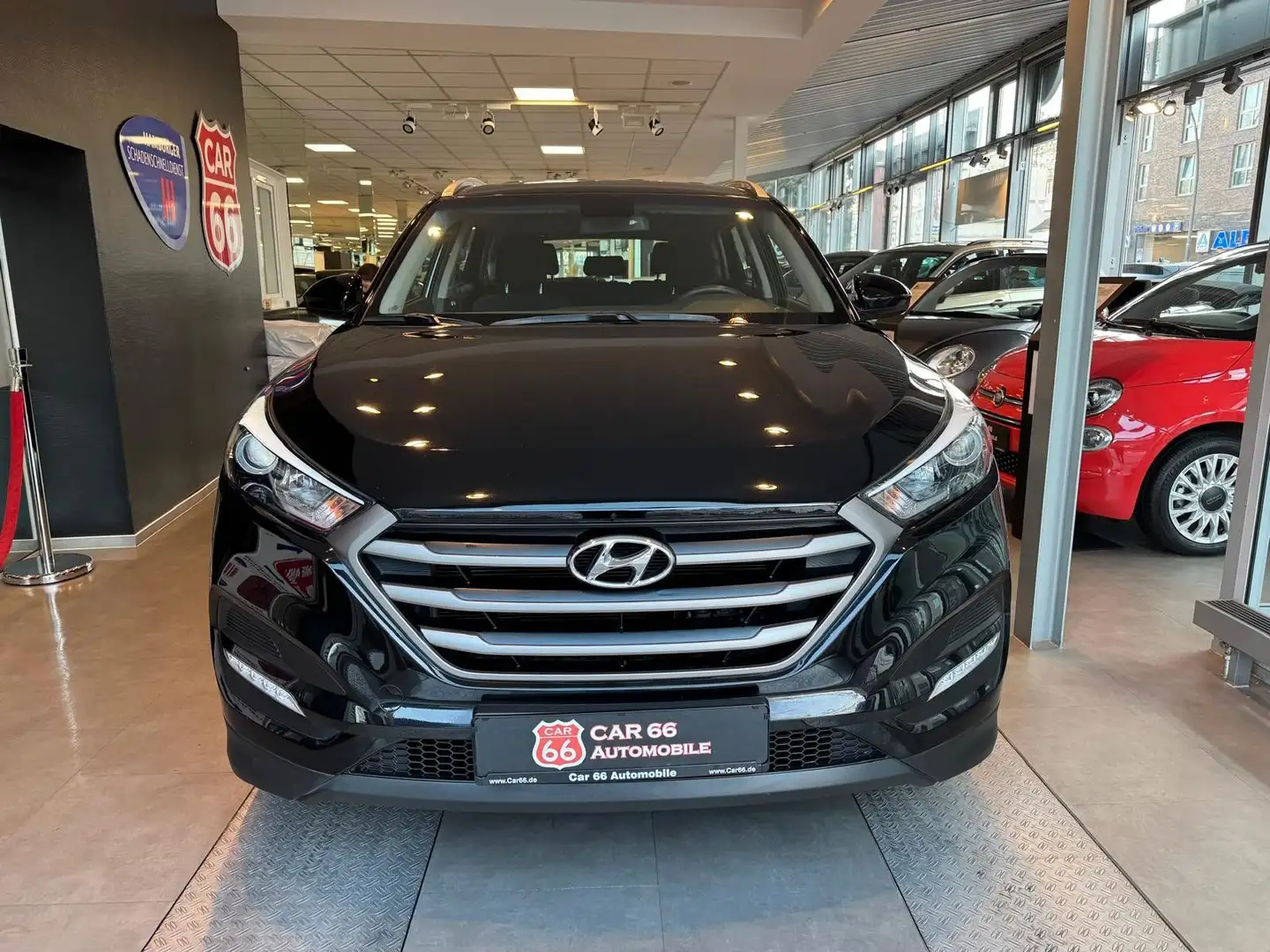 Hyundai TUCSON blue Classic 2WD Schwarz - 2