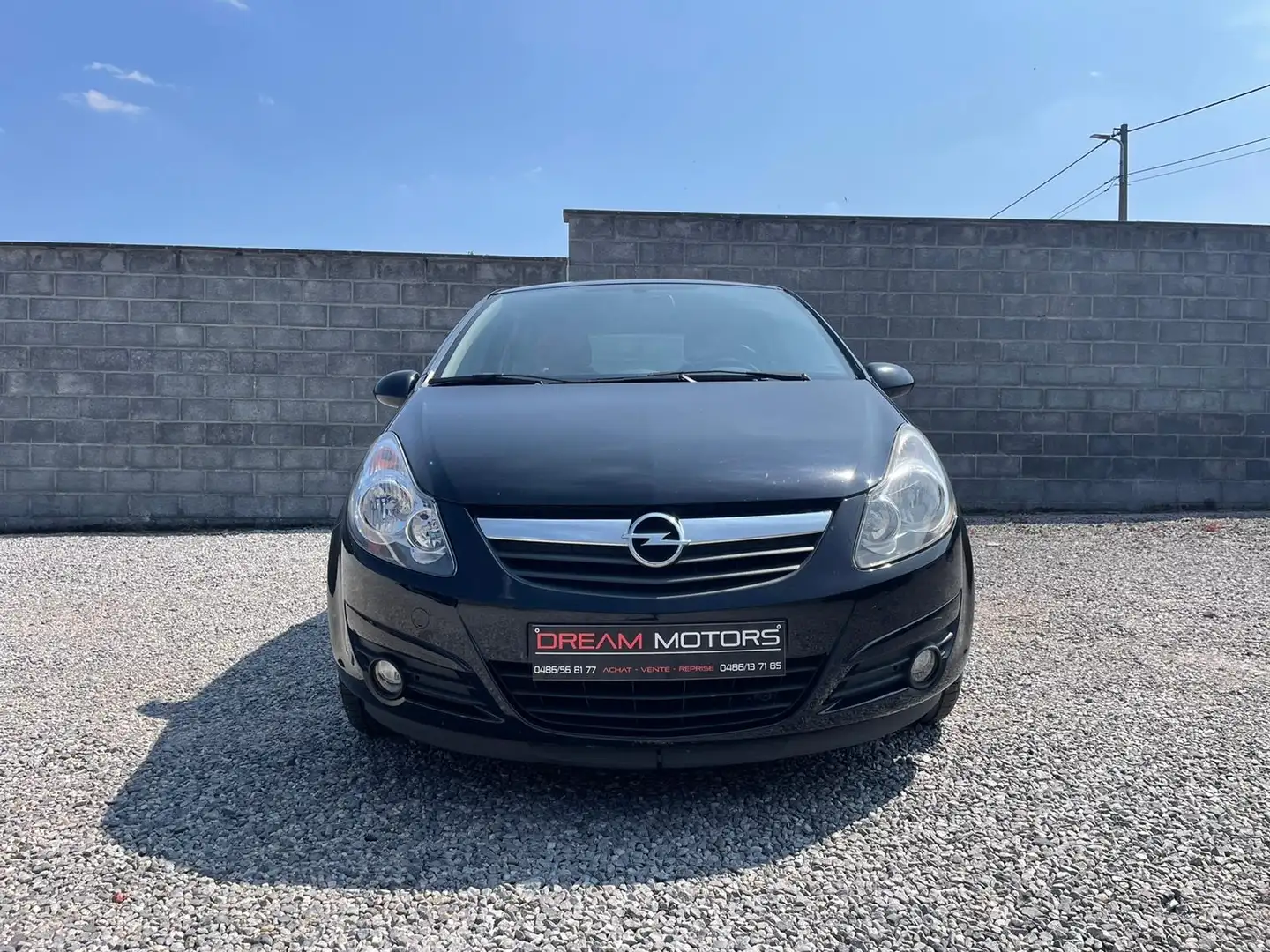 Opel Corsa 1.2i - 2010 - Climatisation - Attache remorque - 2
