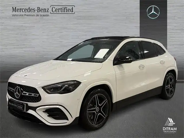 Mercedes-Benz GLA 220 D 4MATIC