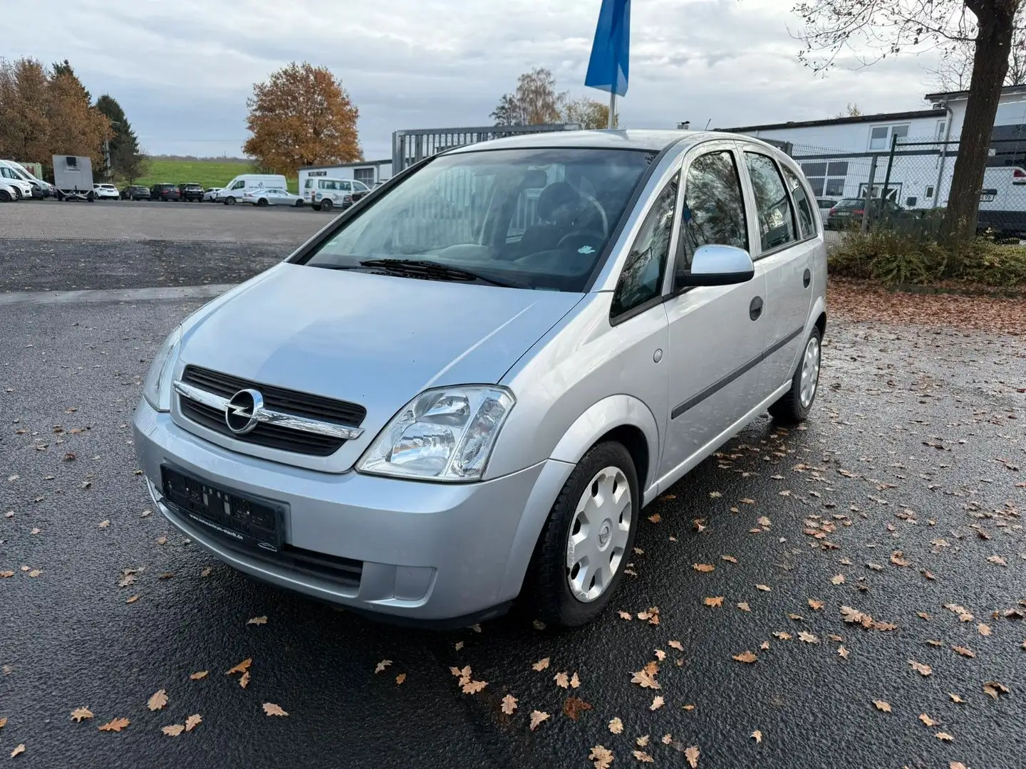 Opel Meriva 1.6 Enjoy*8Fach*Tüv01/27* Silber - 2