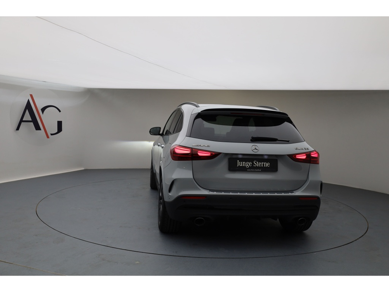 Mercedes-Benz GLA 35 AMG GLA 35 4M AMG NightII PerfoSitze Final Edition — photo 5