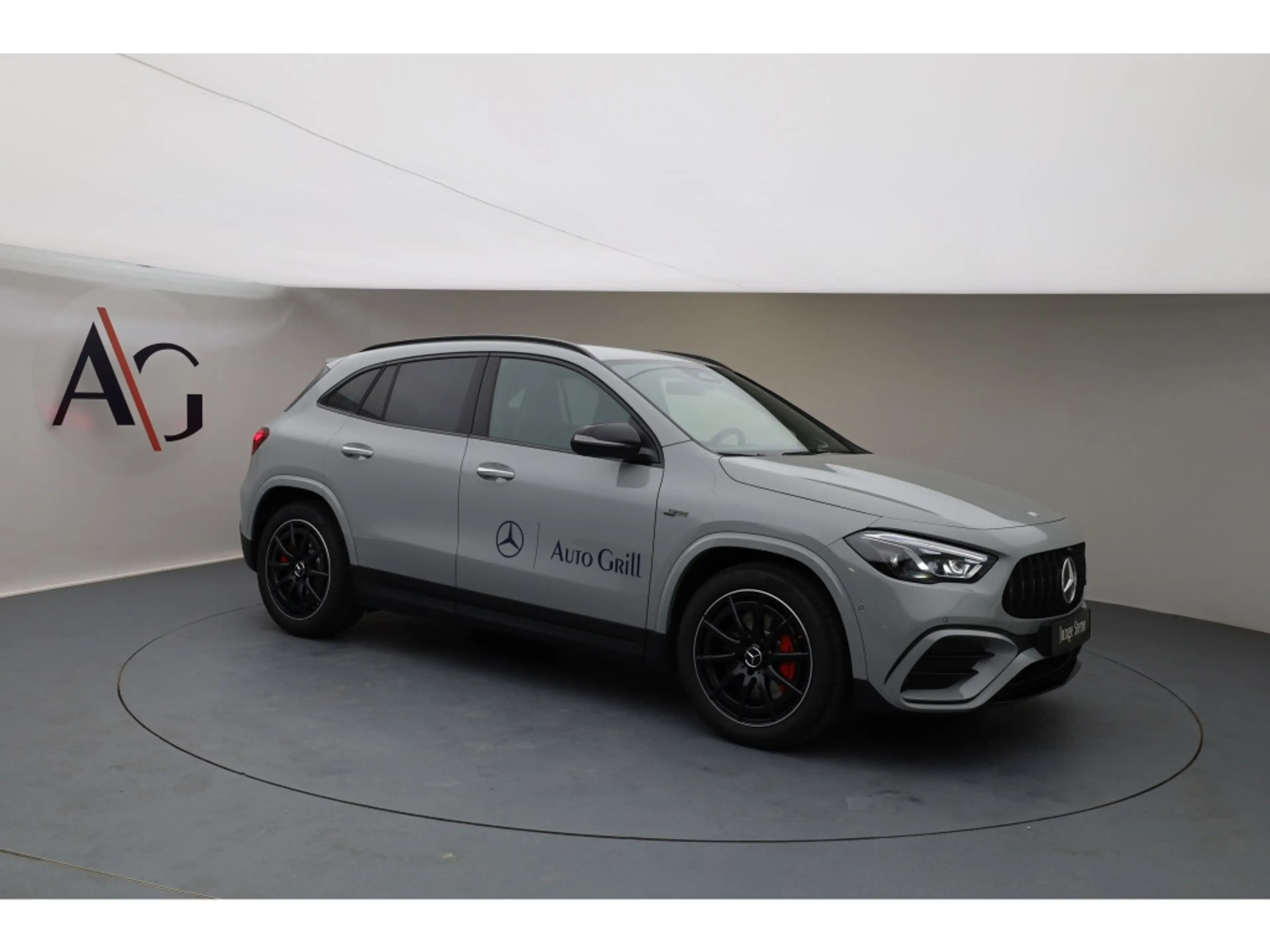 Mercedes-Benz GLA 35 AMG GLA 35 4M AMG NightII PerfoSitze Final Edition — photo 8