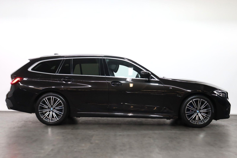 BMW 330 i Tour. xDrive M-Sport *MEMORY*APPLECAR*LEDER — photo 11