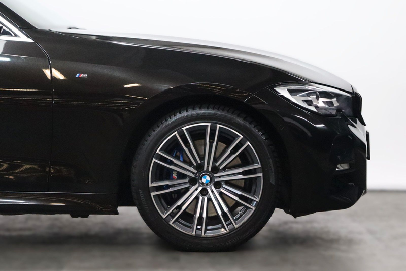BMW 330 i Tour. xDrive M-Sport *MEMORY*APPLECAR*LEDER — photo 12