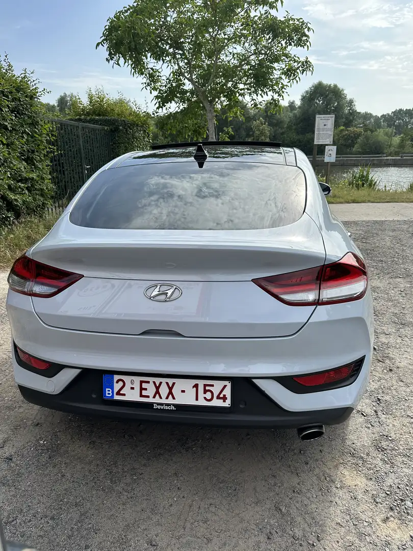 Hyundai i30 1.4 T-GDI DCT Fastback Premium - 2