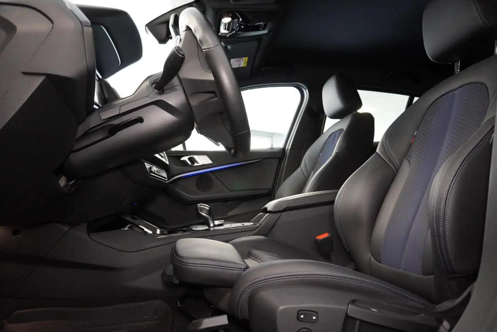 BMW M135 i xDrive VIRTUAL / PELLE / 19 / LED Grigio - 2