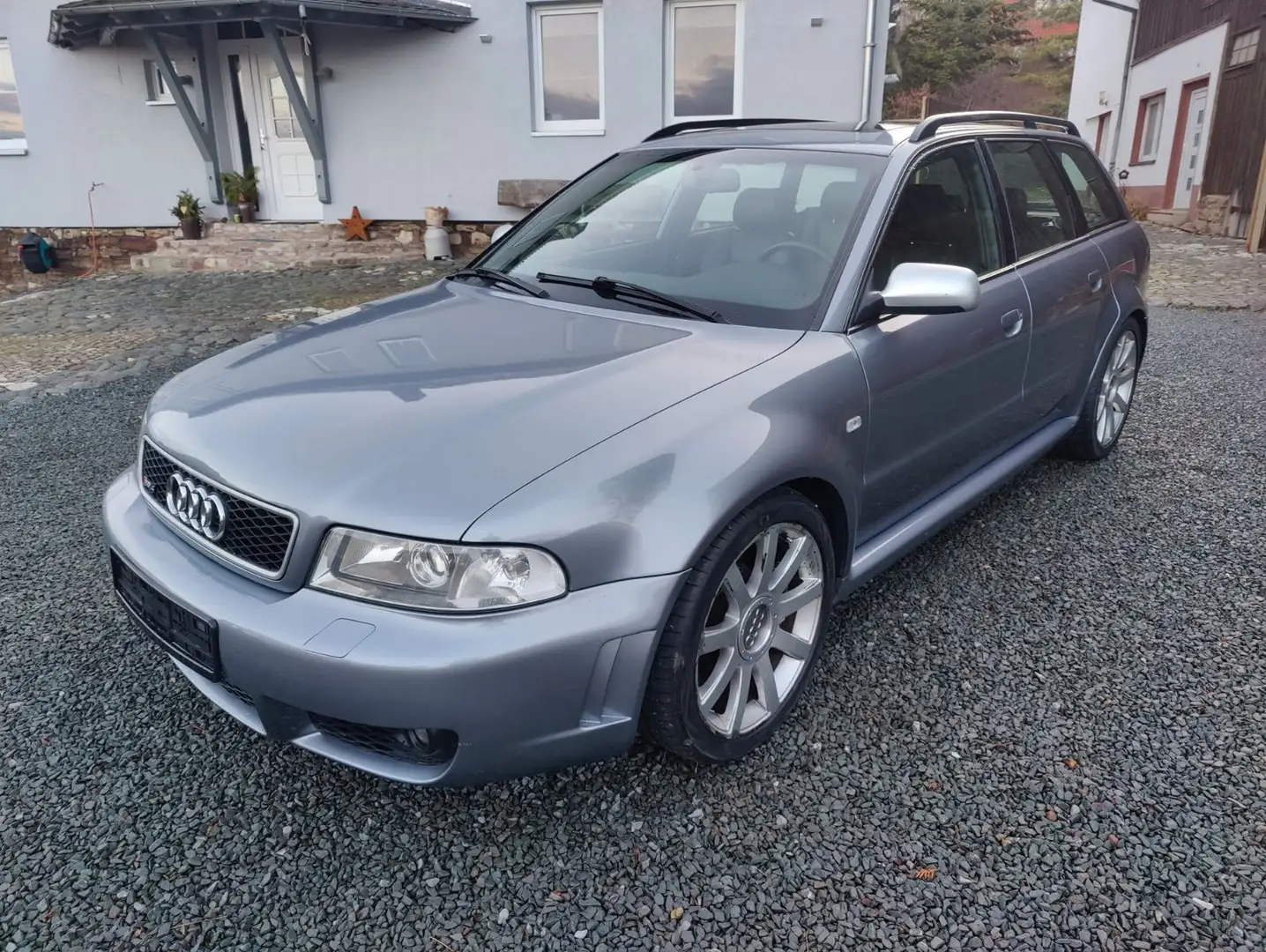 Audi RS4 2.7 quattro Argintiu - 1