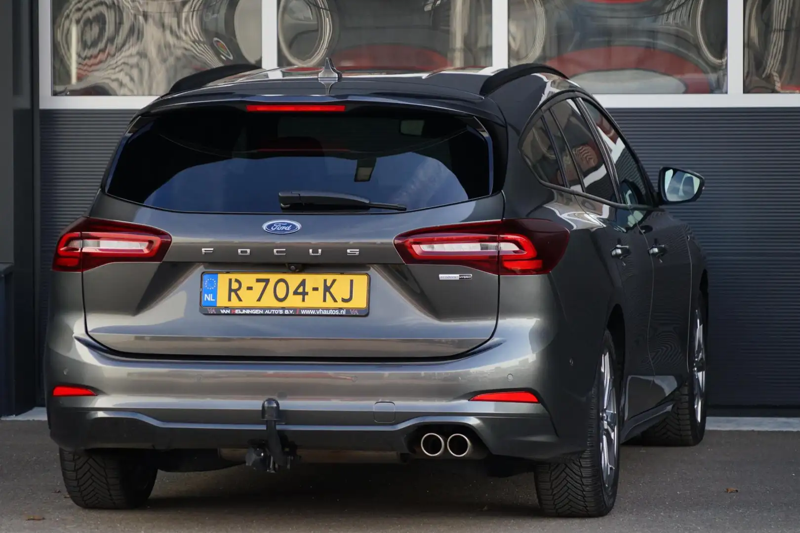 Ford Focus Wagon 1.0 EcoBoost Hybrid ST Line Style, NL, trekh Grau - 2