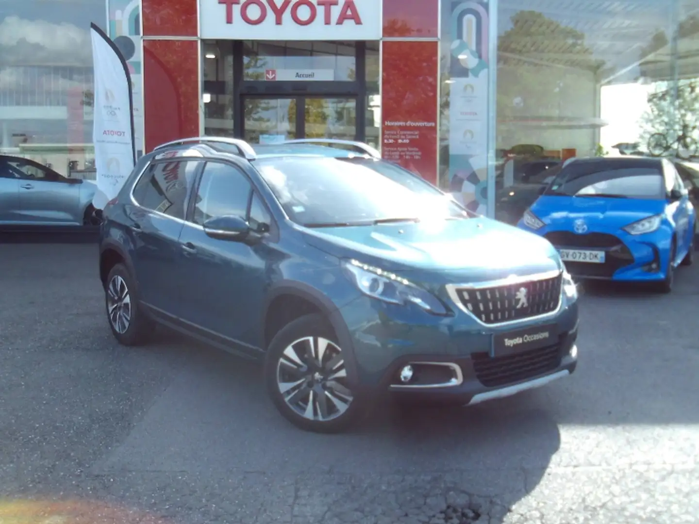 Peugeot 2008 1.2 PureTech 110ch Allure S\u0026S - 1