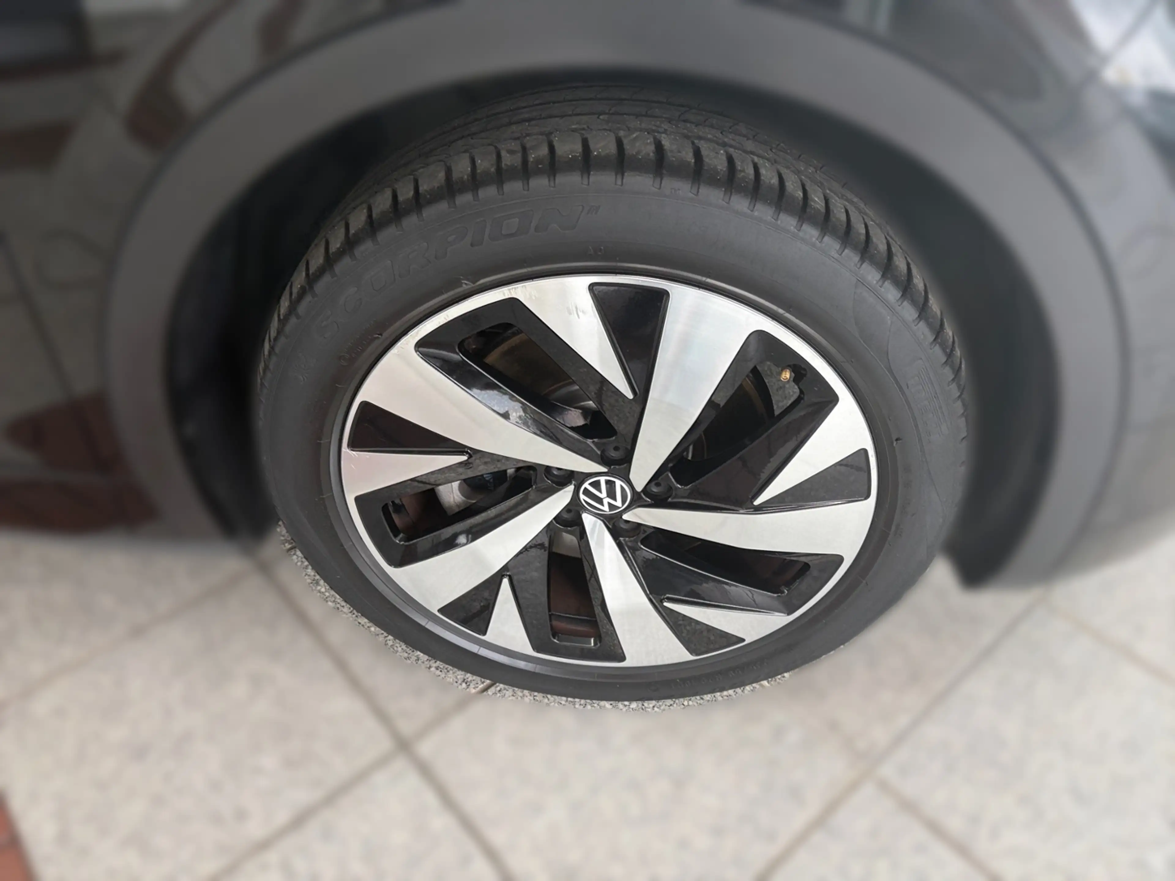 Volkswagen ID.5 PRO 174PS 82 kWh +PANO+IQ.LIGHT+ACC+CARPLAY+RKAM+ — photo 8