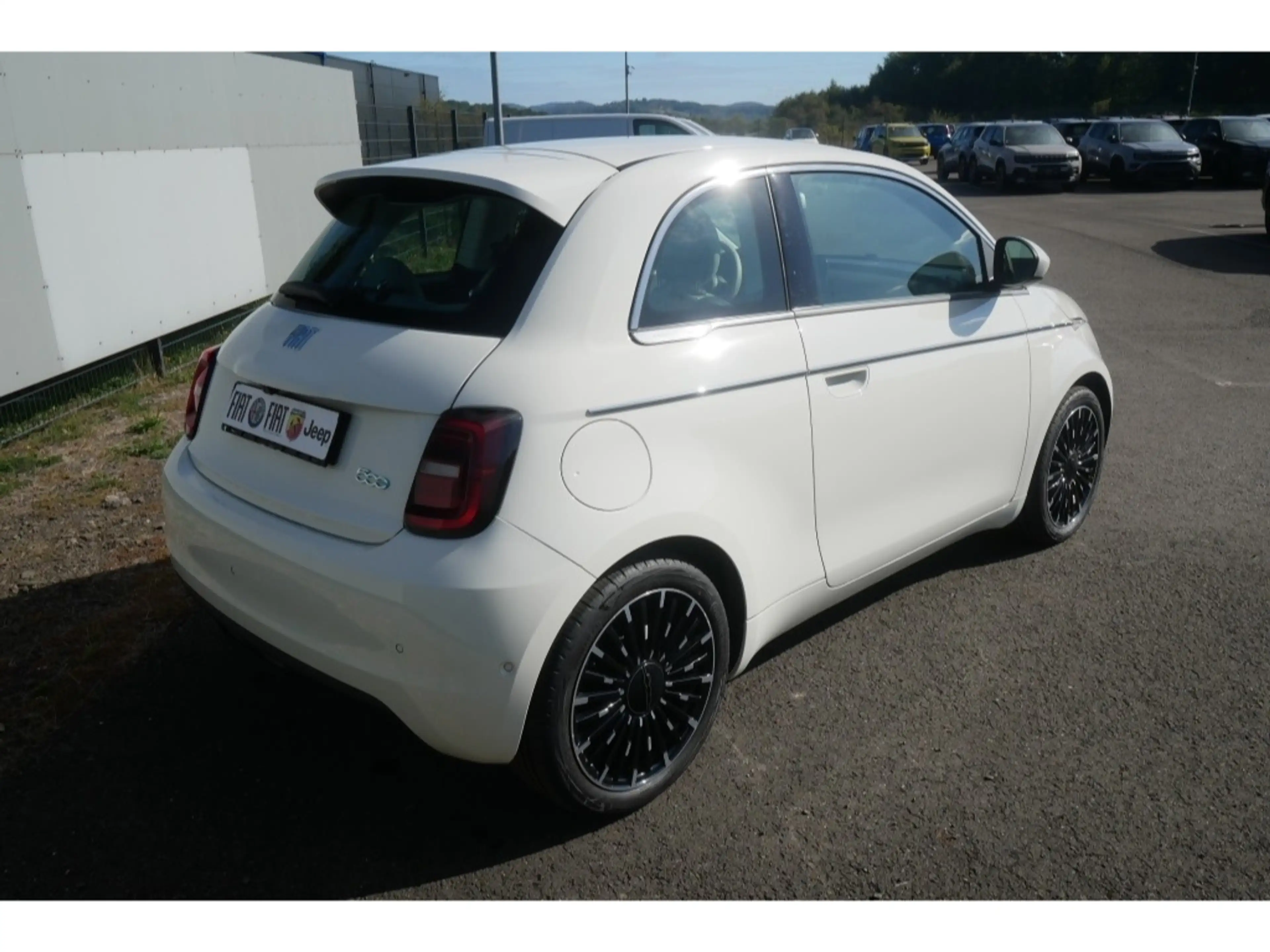 Fiat 500e BY BOCELLI AT 42 Kwh 118PS LED NAVI WINTER — photo 3