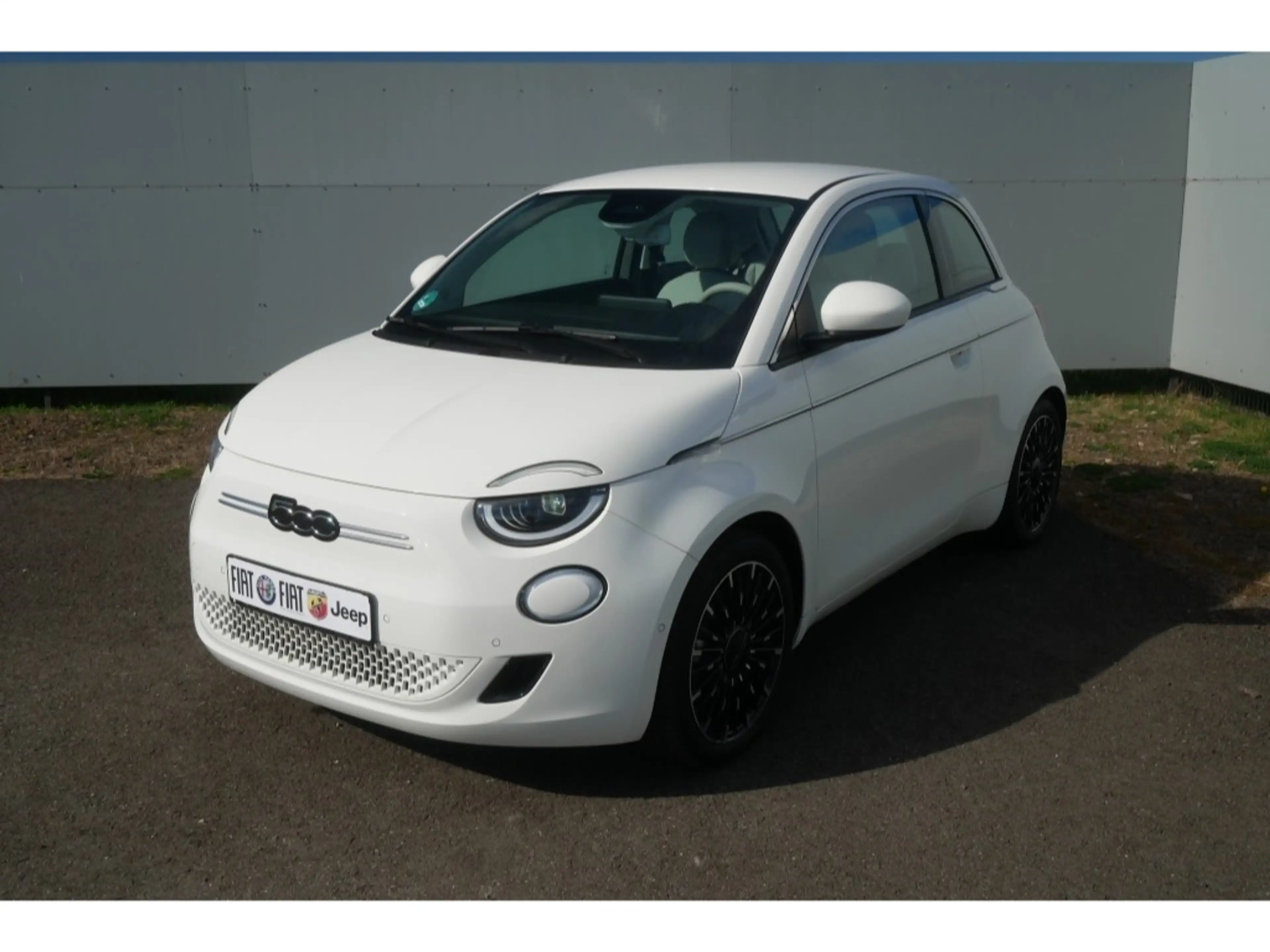 Fiat 500e BY BOCELLI AT 42 Kwh 118PS LED NAVI WINTER — photo 7