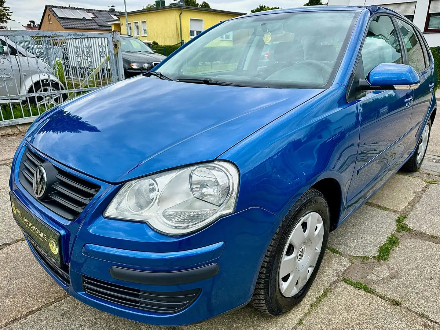Volkswagen Polo 1.4 Comfortline *Familienbesitz * Automatik Blau - 2