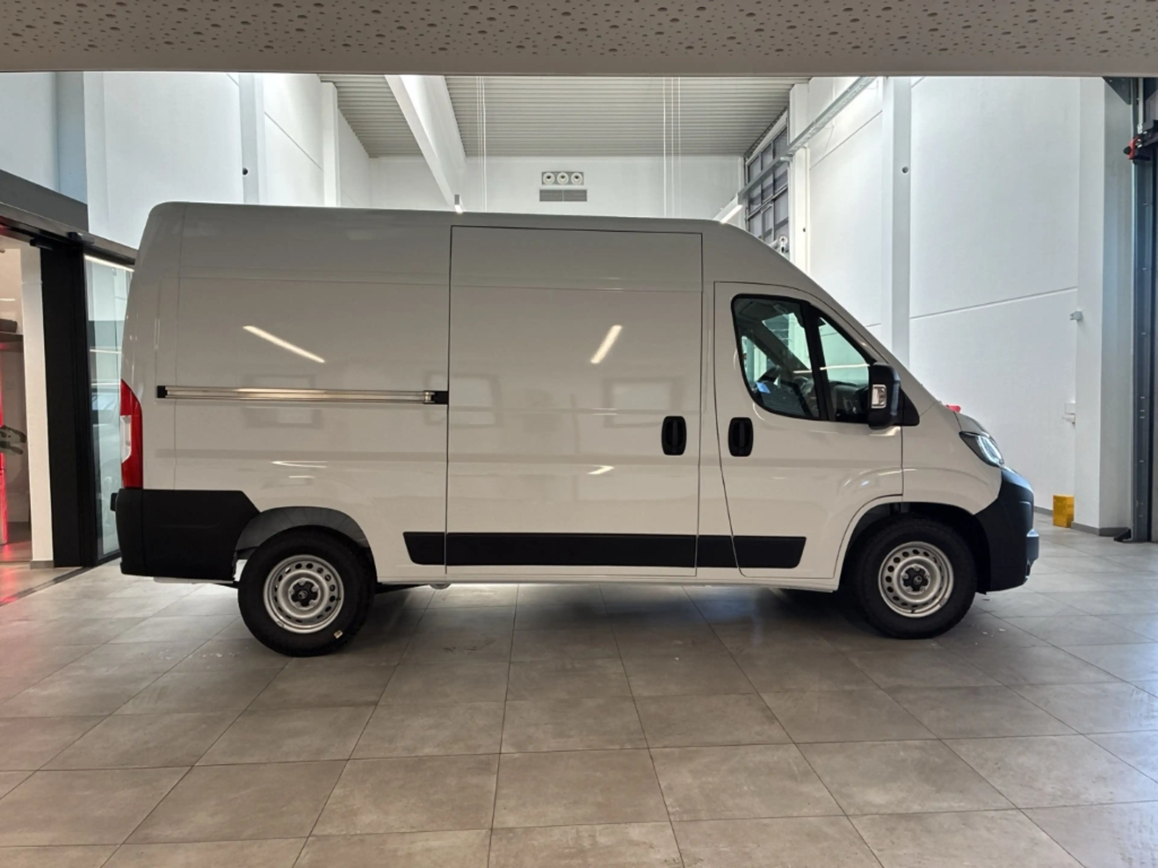 Citroen Jumper Kasten D140 L2H2 3.5t PDC Kamera Klima Tempomat — photo 2
