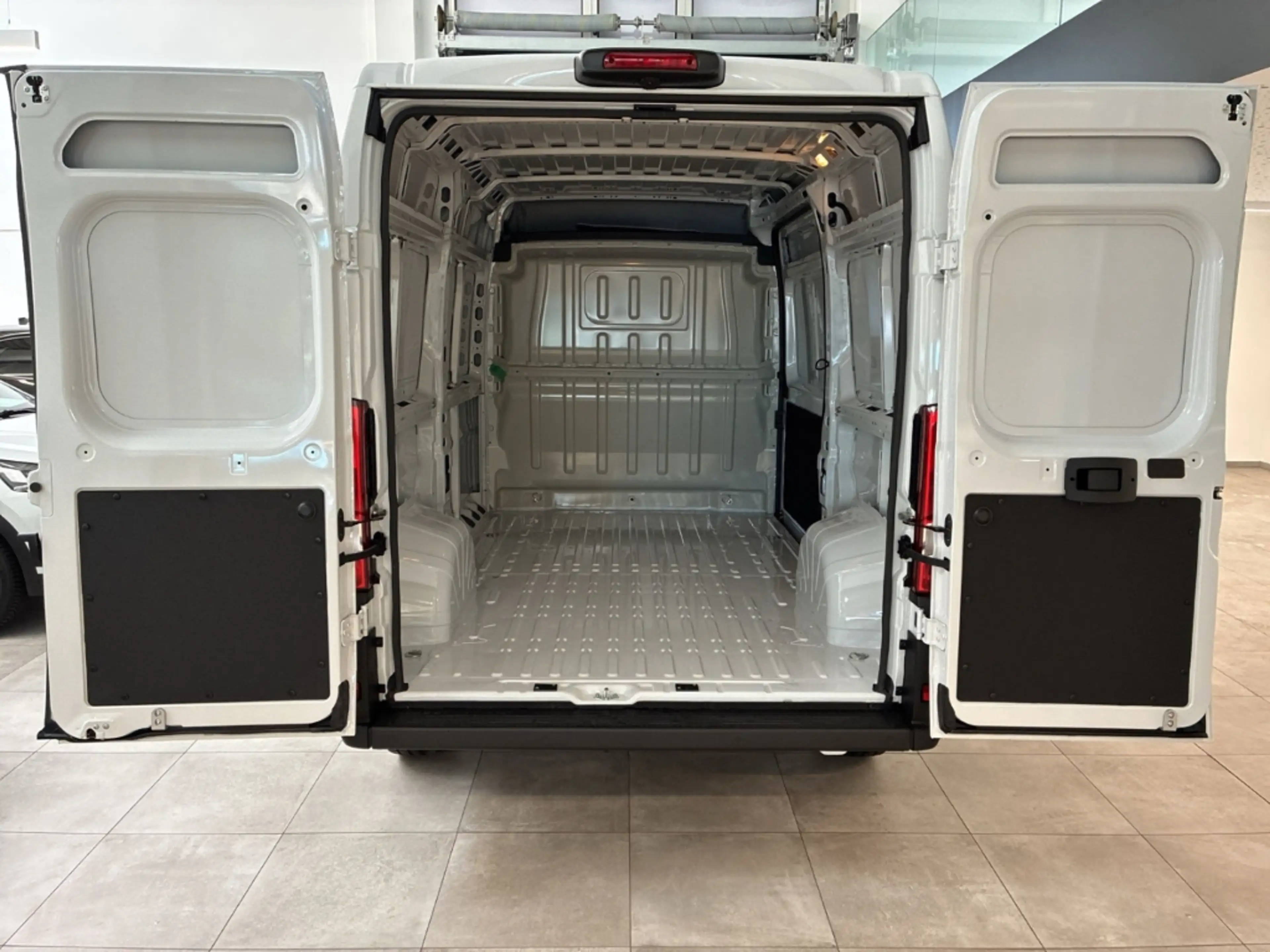 Citroen Jumper Kasten D140 L2H2 3.5t PDC Kamera Klima Tempomat — photo 6