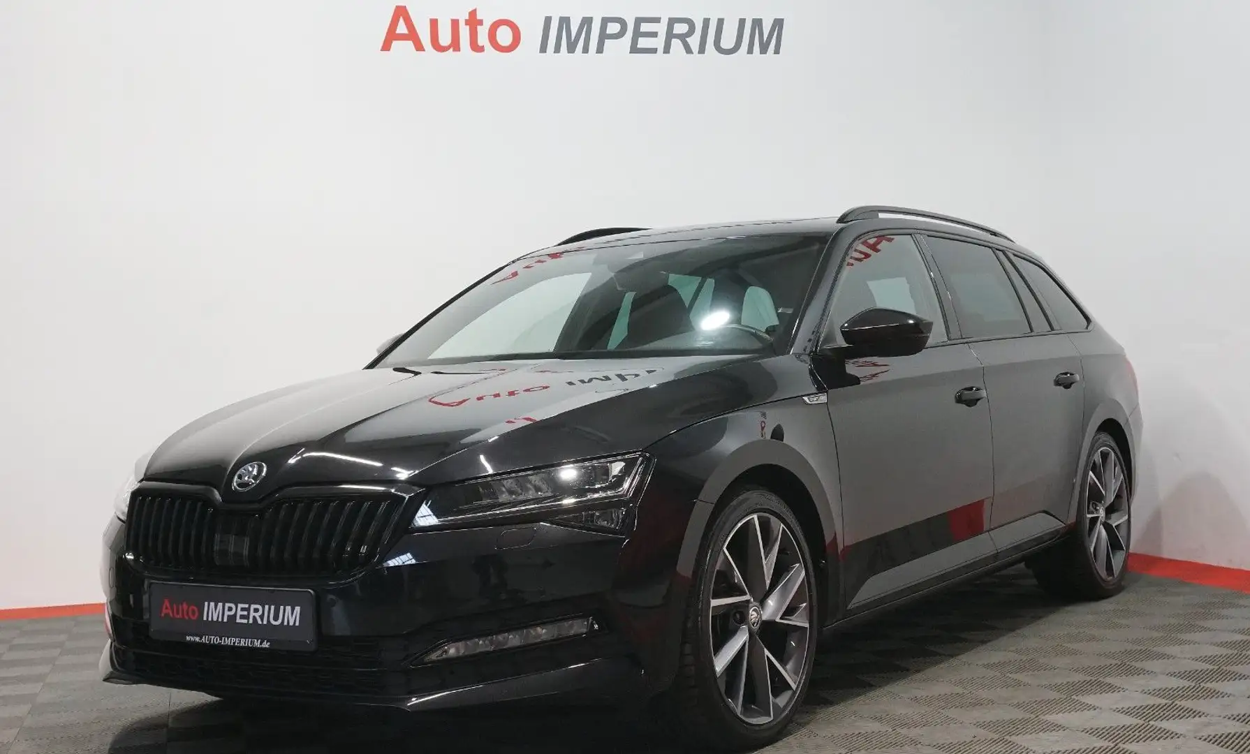 Skoda Superb Combi Sportline 2.0 TDI 4x4*ACC*PAN*AHK Schwarz - 1