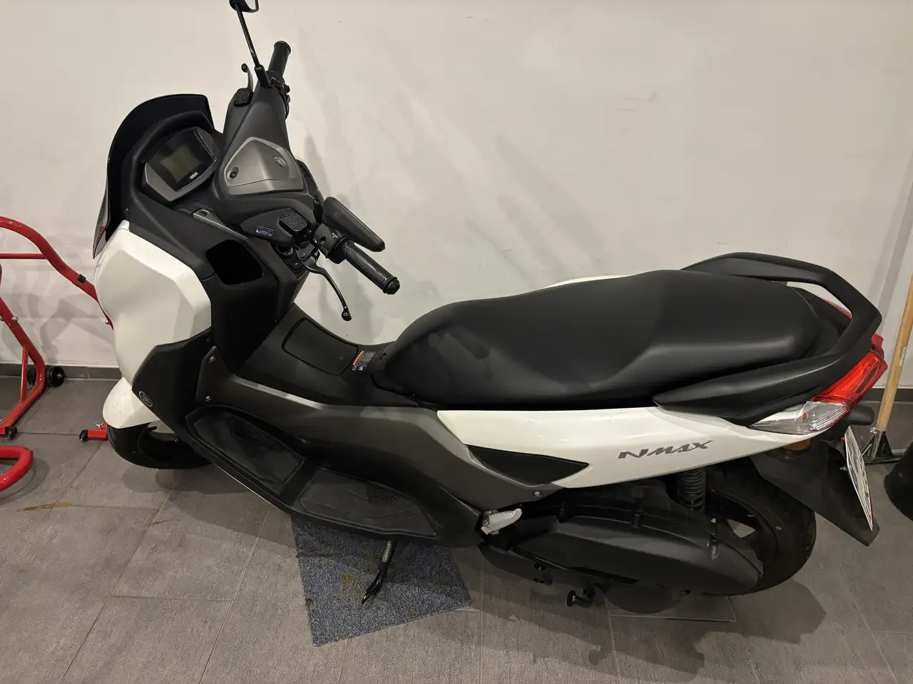 Yamaha NMAX