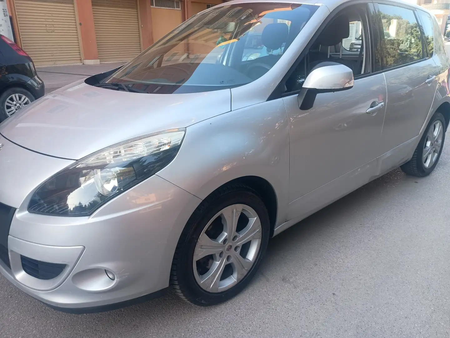 Renault Scenic Scénic 1.5 dCi 110CV Dynamique Argento - 2