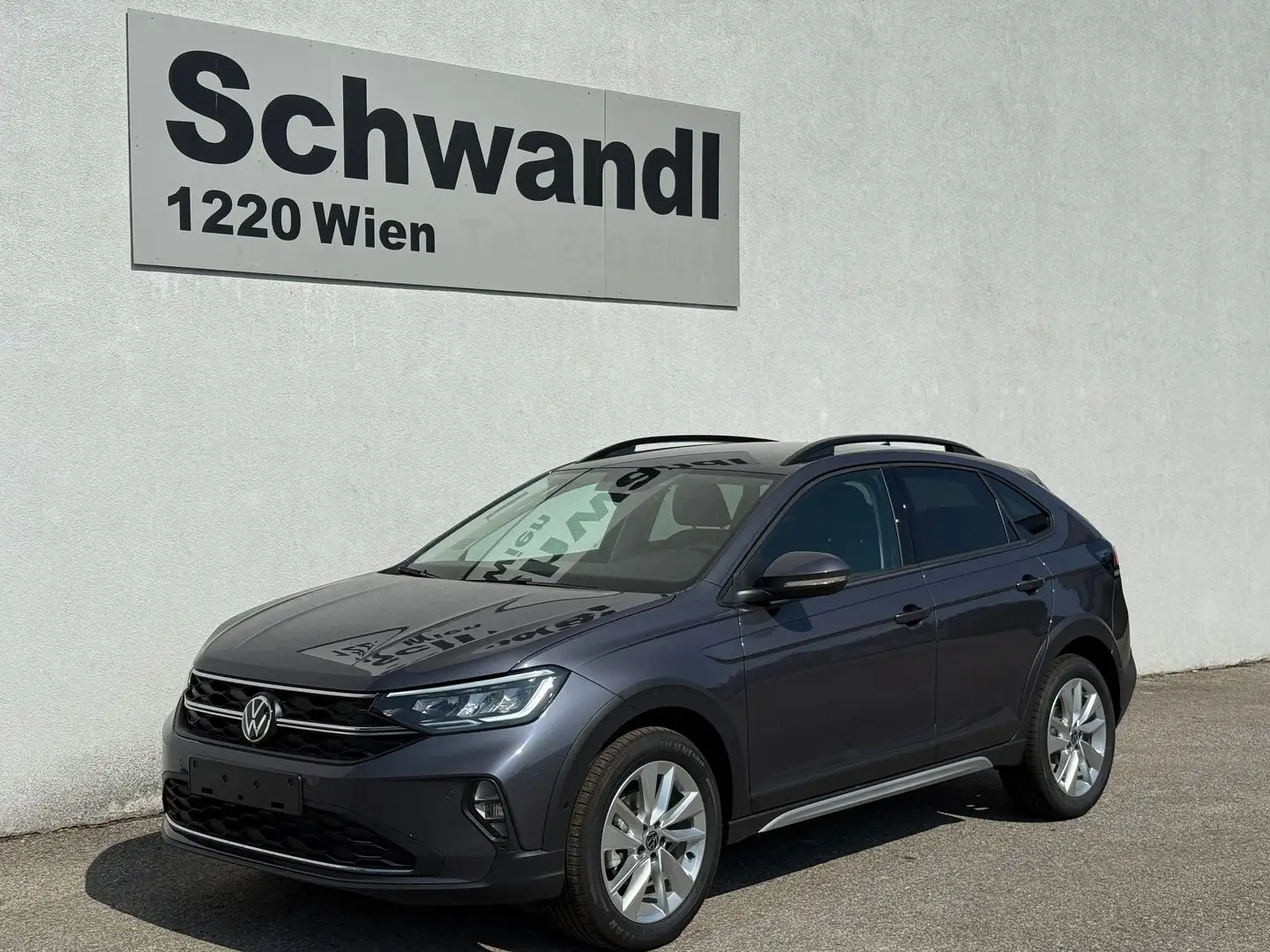 Volkswagen Taigo Friends TSI DSG Grau - 2