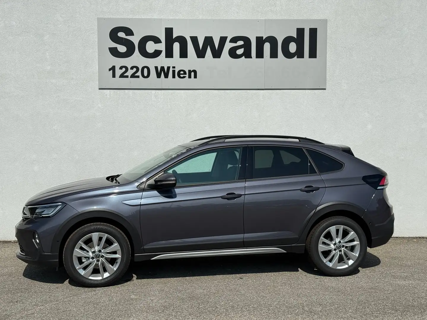 Volkswagen Taigo Friends TSI DSG Grau - 1