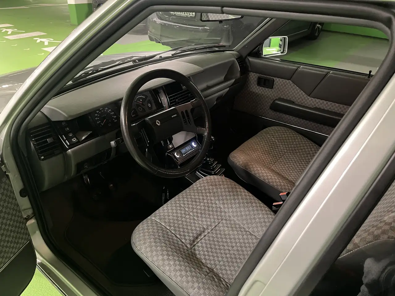 Renault R 11 TX Spring 1.7 Oldtimer + Top Zustand + H-Zul., foto 7