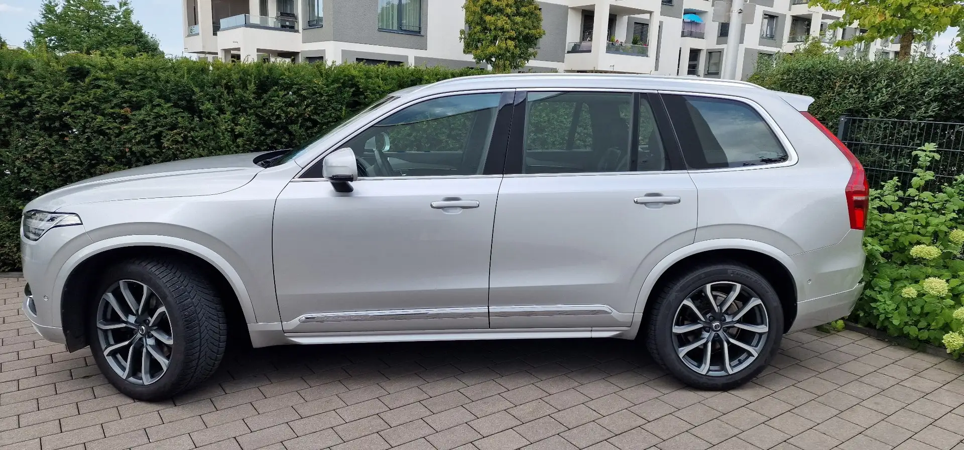 Volvo XC90 D5 AWD Geartronic Inscription - 1
