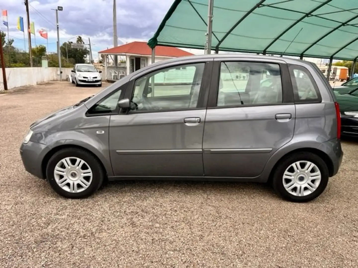 Fiat Idea Idea 1.4 16v Dynamic Grigio - 2