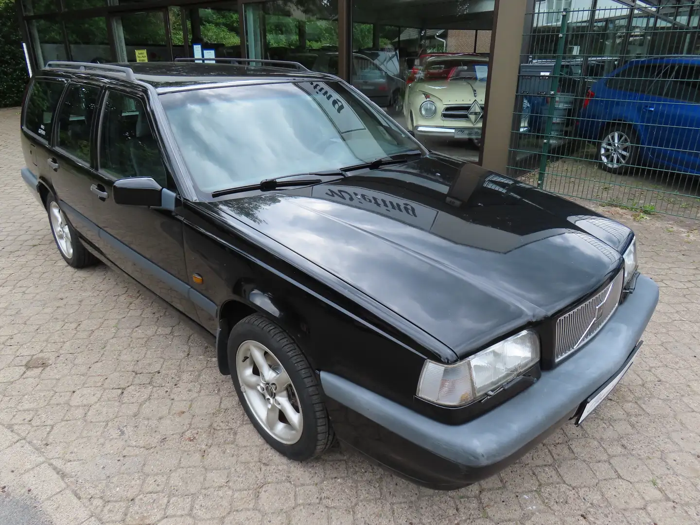 Volvo 850 Kombi 2.0-10V Metropolitan *HU neu*2.Hand*231 TKM* Zwart - 1