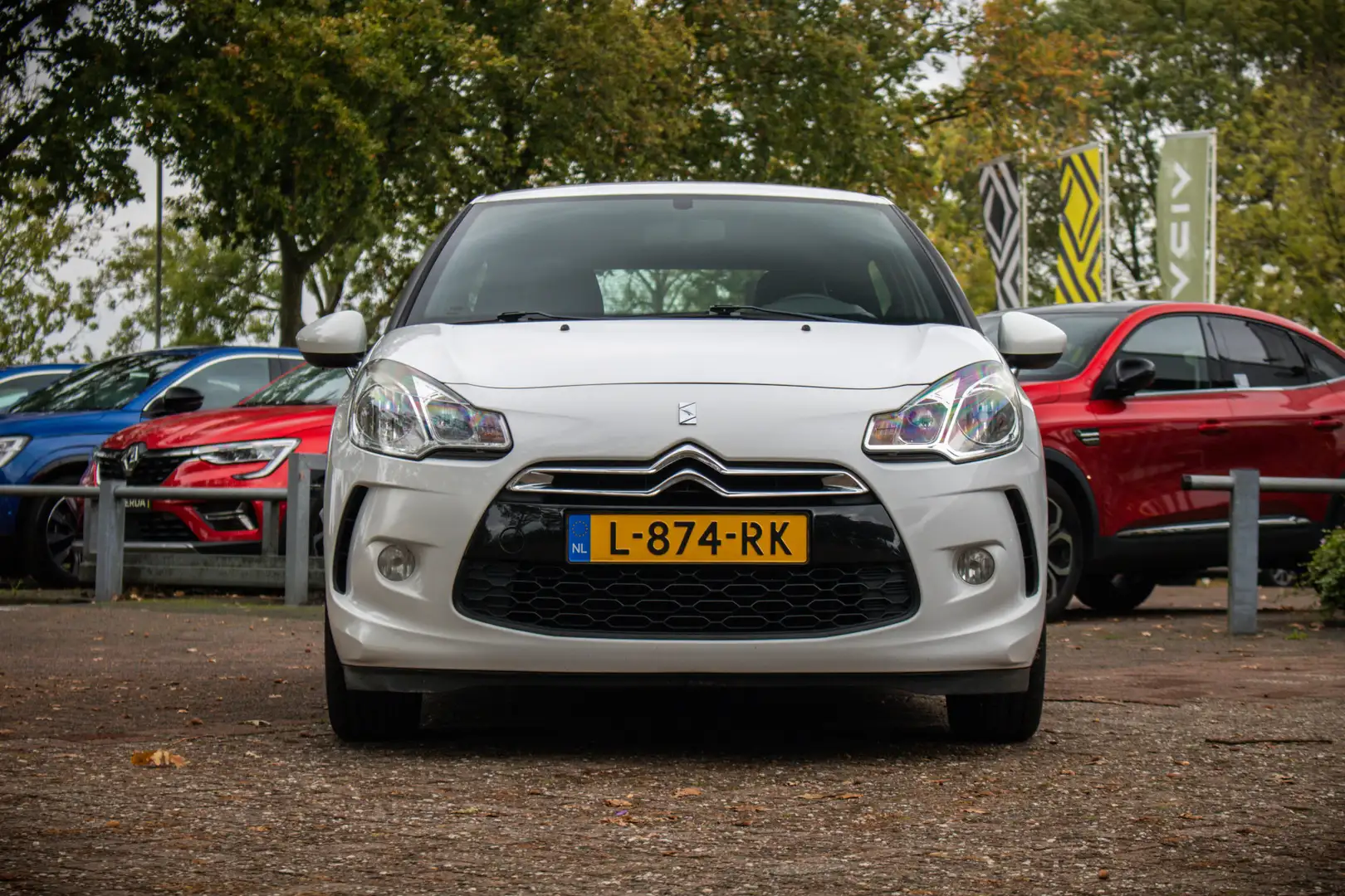 Citroen DS3 1.2 VTi Chic Wit - 2