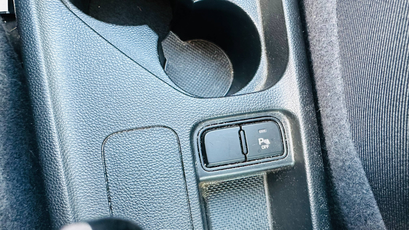 Hyundai i10 Trend 84800 KM KLIMA TEMPOMAT EINPARHILFE SITZHEIZUNG TÜV NEU — photo 13