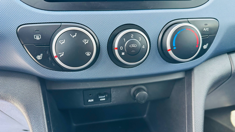 Hyundai i10 Trend 84800 KM KLIMA TEMPOMAT EINPARHILFE SITZHEIZUNG TÜV NEU — photo 11