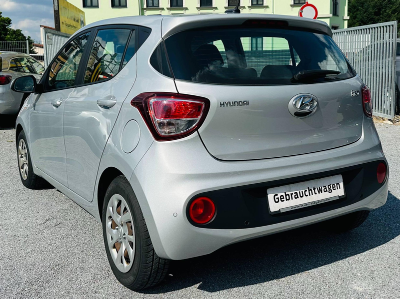 Hyundai i10 Trend 84800 KM KLIMA TEMPOMAT EINPARHILFE SITZHEIZUNG TÜV NEU — photo 7