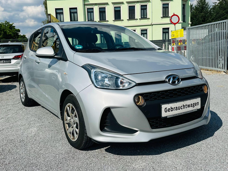 Hyundai i10 Trend 84800 KM KLIMA TEMPOMAT EINPARHILFE SITZHEIZUNG TÜV NEU — photo 2